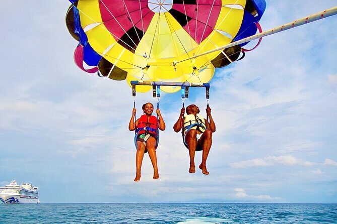 Private Bali Romantic Couple Tour with Parasailing Adventure - What makes it feel “couples first”