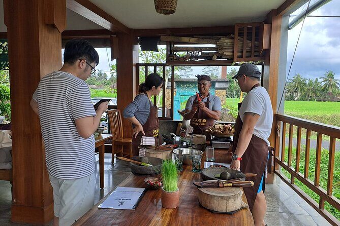 Private Balinese Cooking Class in Ubud at Santika's Home - Key highlights before you go