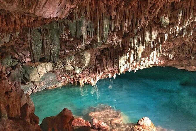 Private Day Tour Rangko Cave -Batu Cermin Cave - Timing tip: how to line up with 1:30–3:00 pm sun