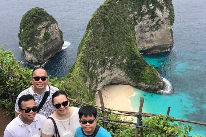 Private Nusa Penida West Trip - Angel’s Billabong: Limestone formations and a rock lagoon that looks natural