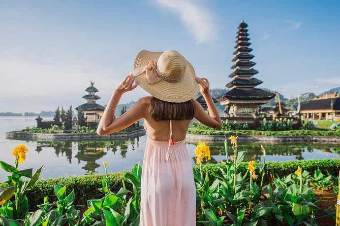 Private Tour: Amazing Sekumpul Waterfall and Ulun Danu Temple - North Bali in One Private Day (Without the Self-Drive Headaches)
