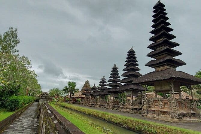 Private Tour: Bali Heritage Sites - The art villages outside Ubud: Tohpati, Celuk, Batuan, and Mas
