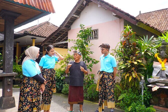 Rural Charm of Bali Tour - Lunch in a Thatched Pavilion by the Rice Fields