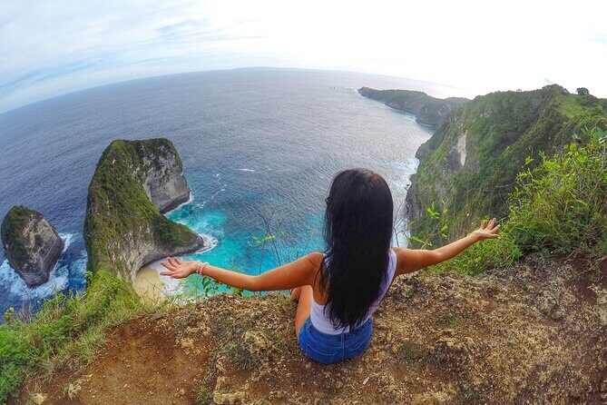 Solo Traveler in Nusa Penida - Stop 1: Crystal Bay for White Sand and Clean-Water Feel