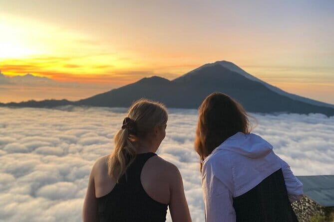 Sunrise Hike + Breakfast with Local Guide & Hotel Pickup - What makes this sunrise hike feel personal