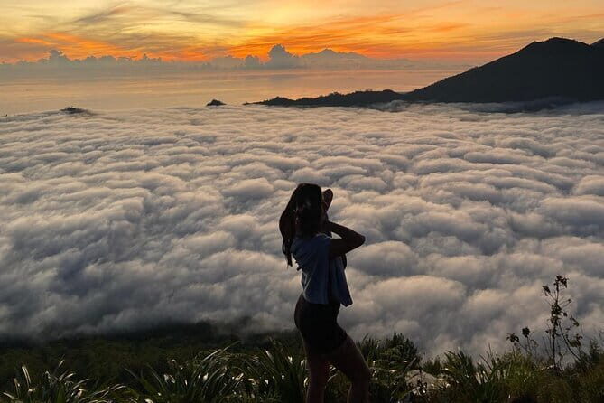 Sunrise Hike + Breakfast with Local Guide & Hotel Pickup - The private trek up Mount Batur: pacing, safety, and local knowledge