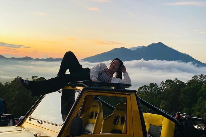 Sunrise + Jeep + Photographer - Key highlights you’ll feel right away