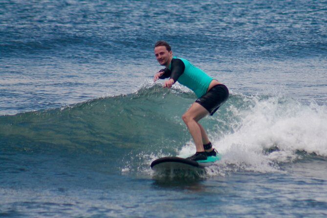 Surf Lesson Gili Trawangan - Semi-private coaching: small group attention that helps you progress