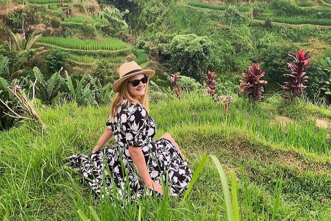 Tanah Lot And Ubud - Full Day Private Tour - Ubud Palace and the Traditional Art Market: culture without the fatigue