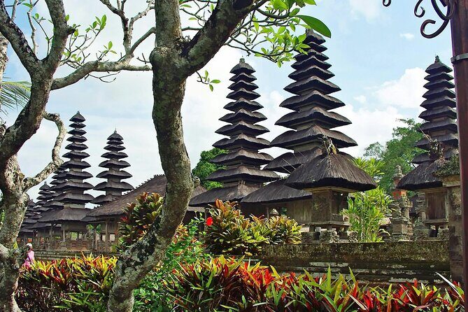 The Three Temples of Bali Half Day Private Tour - Tanah Lot Temple: the sea temple and why the tide controls access