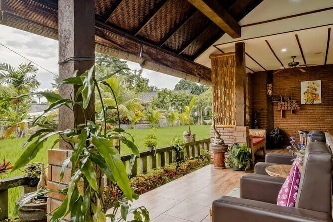 Ubud Balinese Massage Scrub And Flower Bath Experience - The Balinese Cleansing Ritual: Spice Scrub, Drying Paste, Yoghurt
