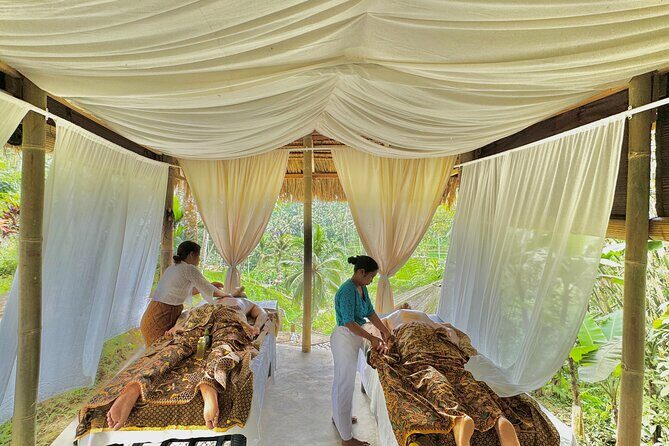 Ubud Healing Retreat Yoga, Massage, Purification & Rice Terraces - Open-air Balinese massage at U Relax (tucked in U Fun Field)