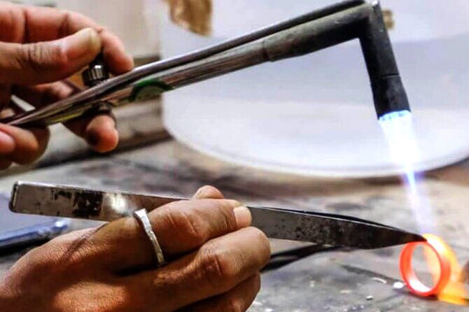 Ubud Silver Artistry Class: Create Unique Jewelry in Bali - Celuk Village: silver craft you can see outside the workshop