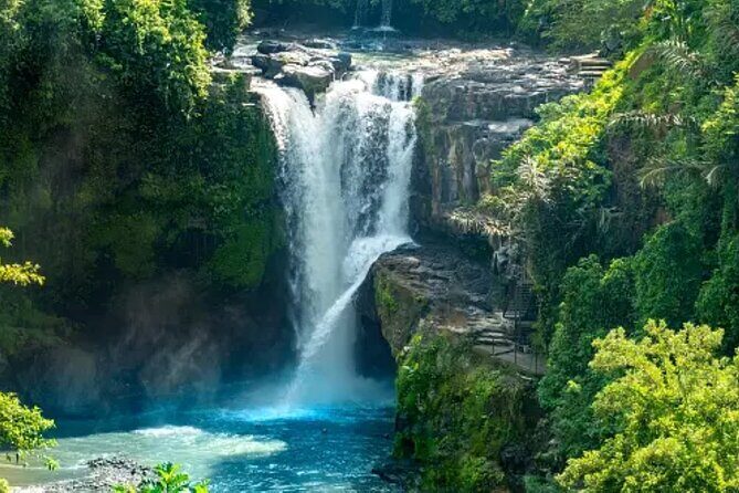 Ubud Silver Jewelry Making Class with Temple, Monkey Forest - Stop 4: Tegenungan Waterfall—cool spray, green surroundings, and a possible swim