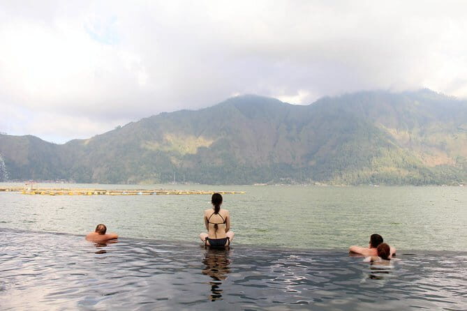 Ubud Tour with all includes - Tegenungan Waterfall: Walk Closer, Swim or Just Soak Up the View