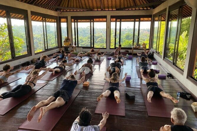 Ubud Yoga, Open Chakra Healing and Temple Spiritual Cleansing - Mantra Healing and Chakra Opening with a Priest in Ubud