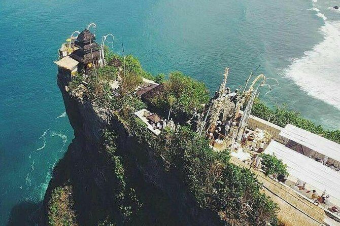 Uluwatu Temple Kecak Fire Dance Private Guided Tour - Uluwatu Temple: clifftop views and monkey-smart guidance