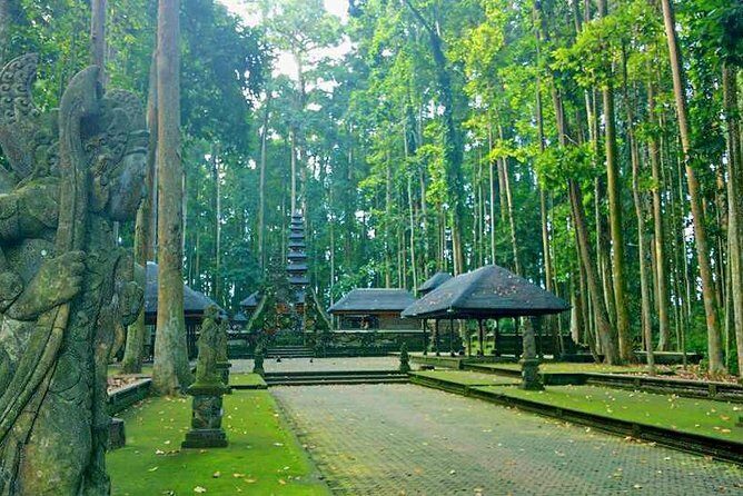 Unique Cleansing Ceremony with Locals - Stop 4: Taman Ayun Temple’s garden setting and pond-and-tree calm