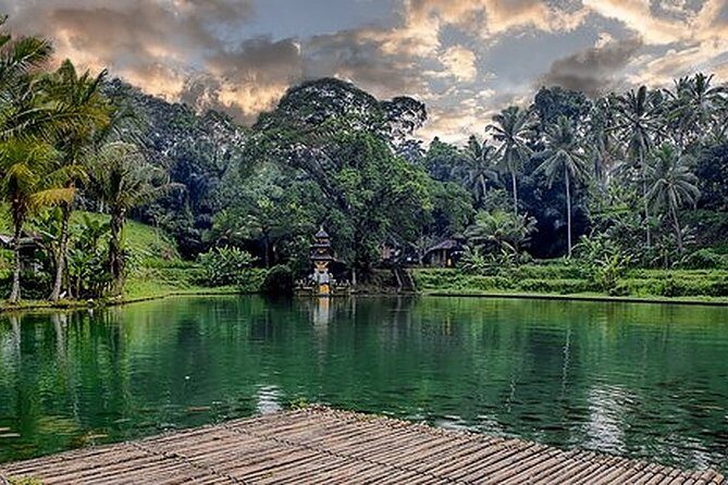Unique Cleansing Ceremony with Locals - The heart of the day: how to approach the cleansing ceremony respectfully