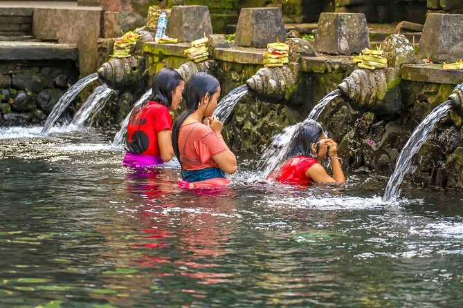 Volcano Jeep Adventure and Ubud Tour - Lunch and small comforts that matter on a long route